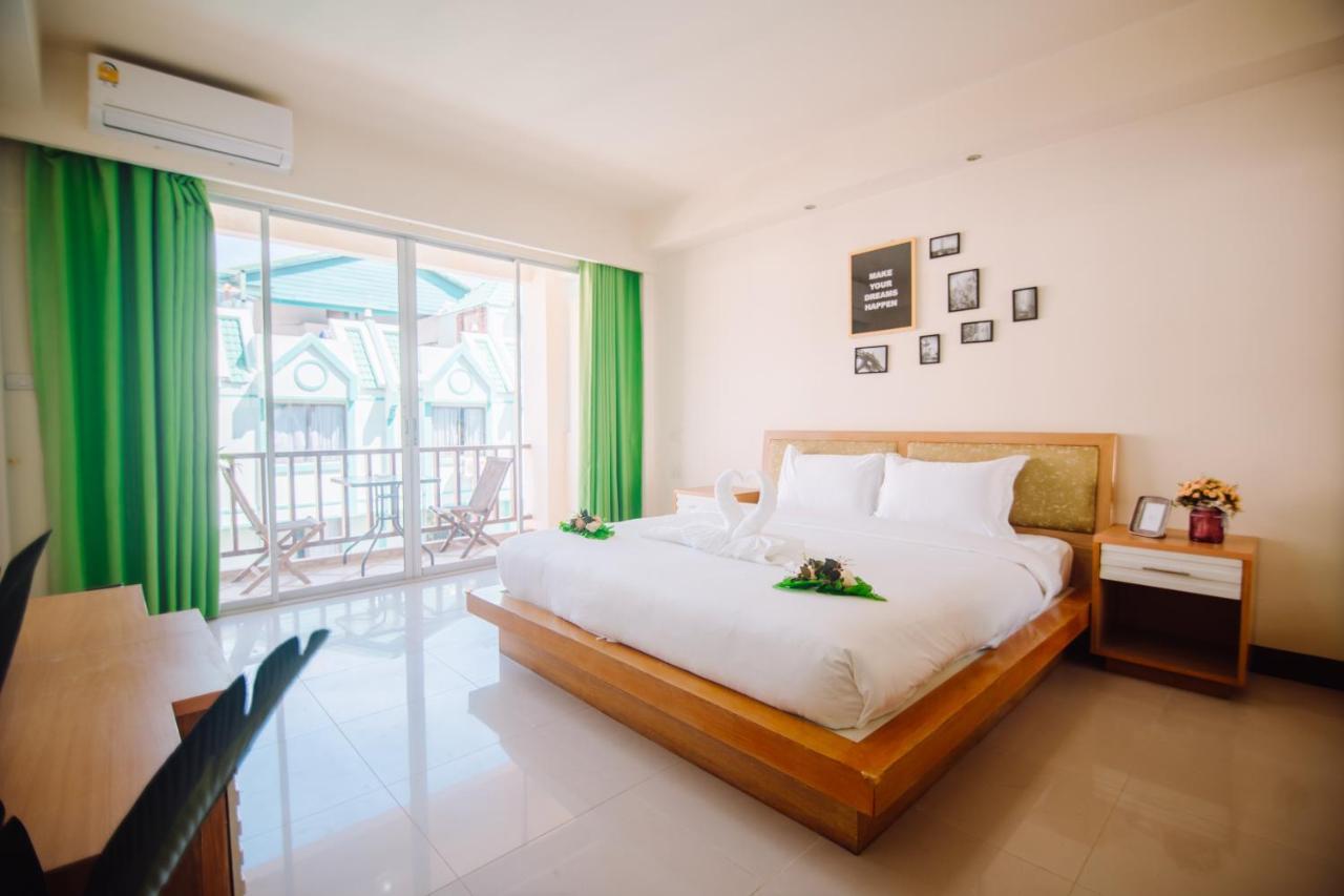 Patong Beach Side Hotel Exteriör bild